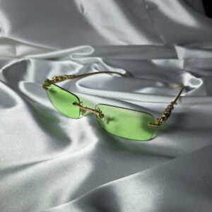 gafas en verde con diseño del jaguar (copia)